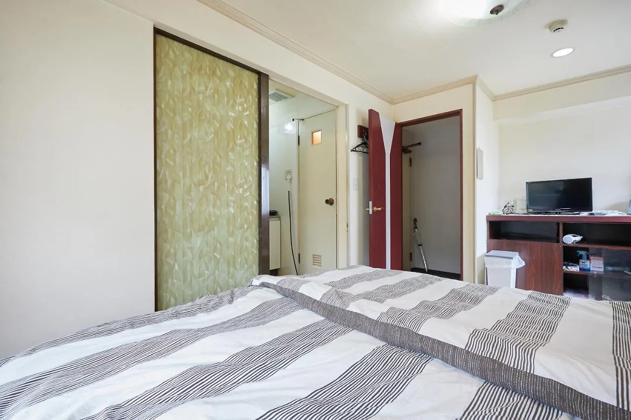 Miki Hall Akabane Tokyo Apartment